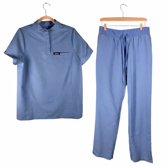 Jaanuu Scrub Set